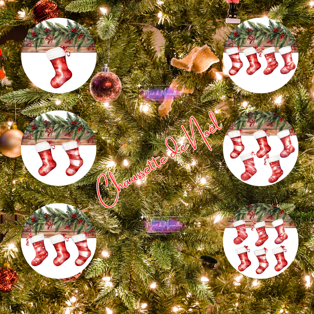 Boule de Noël personnalisée – Modèle Chaussettes de Noël