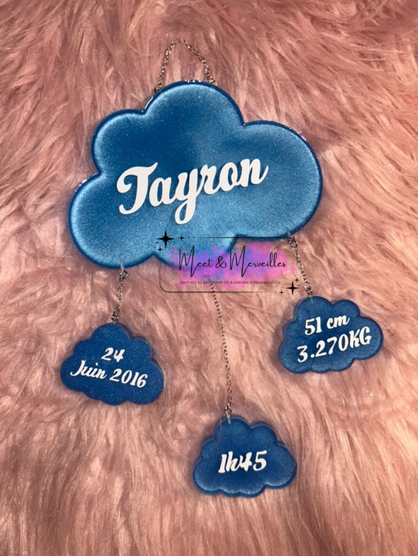 Plaque Nuage Naissance Personnalisée – Souvenir Suspendu Unique