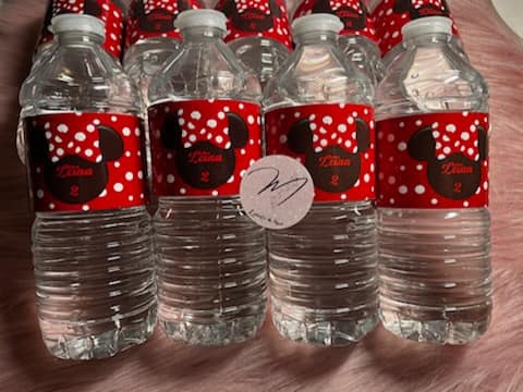 Étiquette personnalisée pour bouteille d’eau