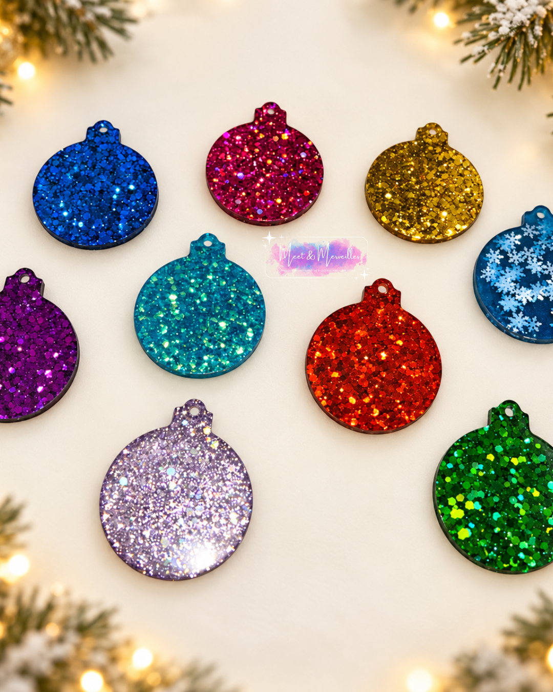 Boules de Noël en résine – Fait main & scintillant 🎁
