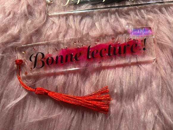 Marque-Page Personnalisé en Résine – Création Unique et Artisanale