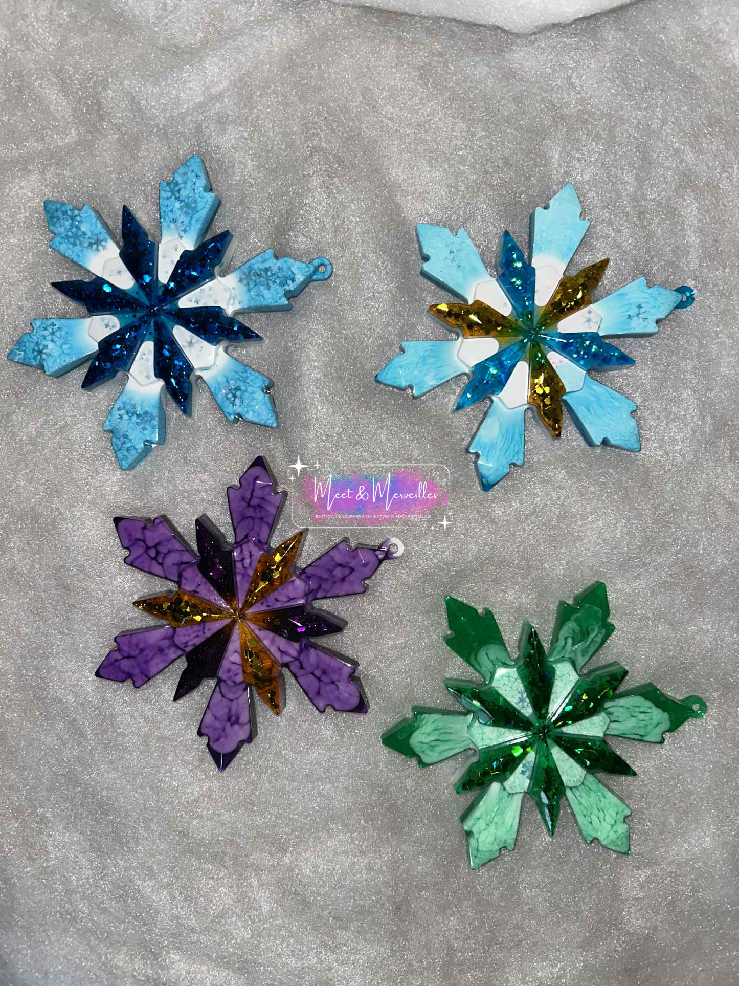 ❄️ Flocon de neige en résine – Décoration de Noël artisanale