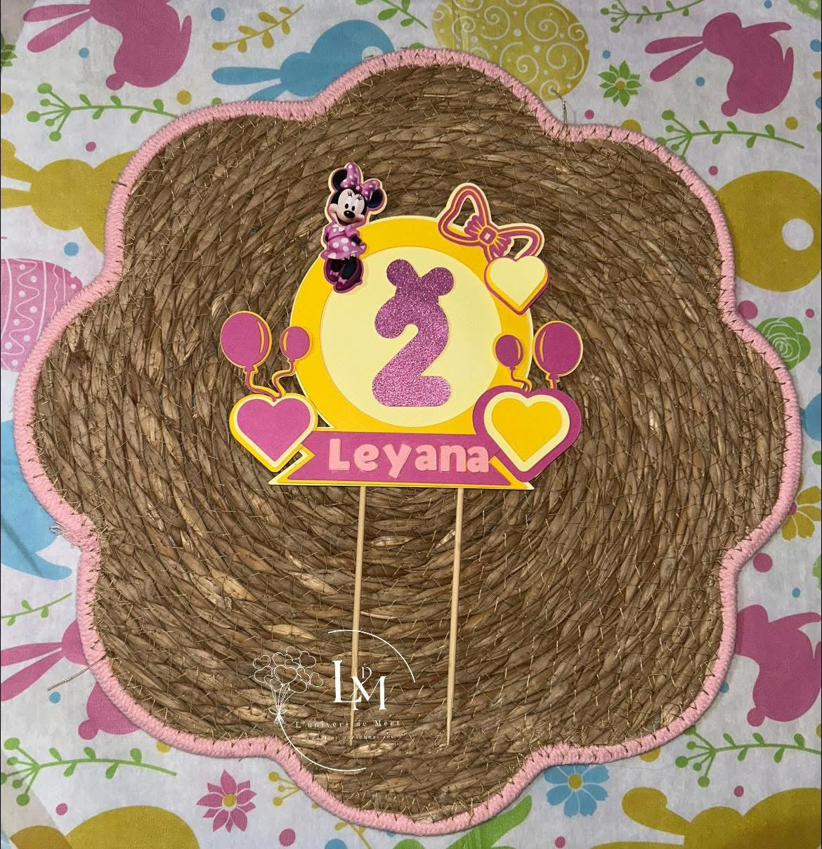 Cake topper