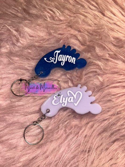 Porte-Clé Pied Bébé Personnalisé – Création en Résine Artisanale