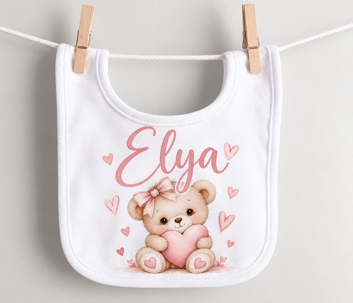 Bavoir bébé personnalisé – Prénom & création sur mesure