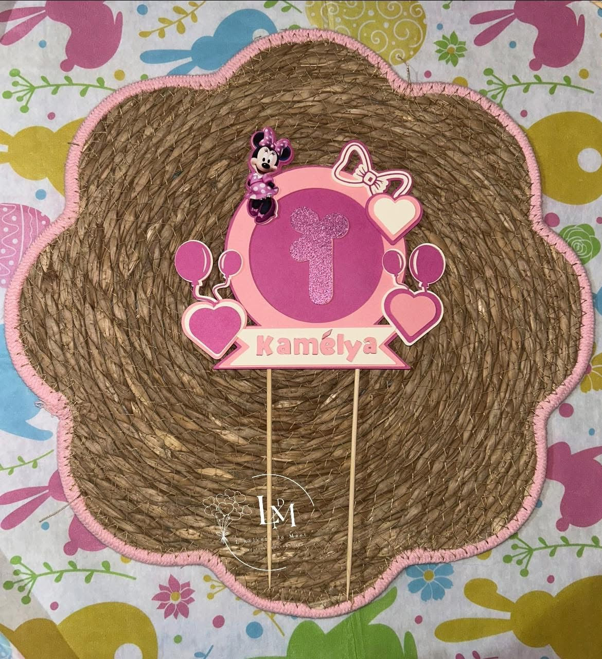 Cake topper