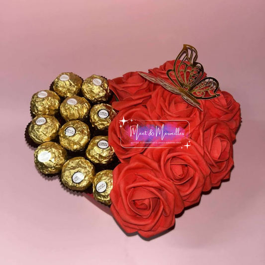 Cœur gourmand & roses éternelles – Papillon décoratif
