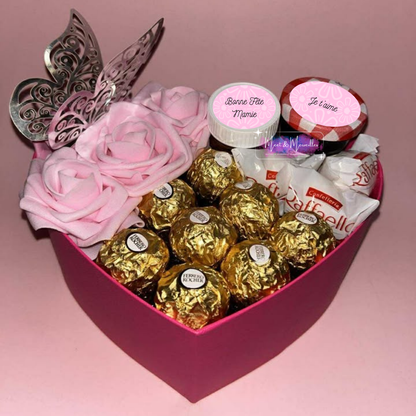 Coffret gourmand Mamie d’amour – Boîte cœur Rose