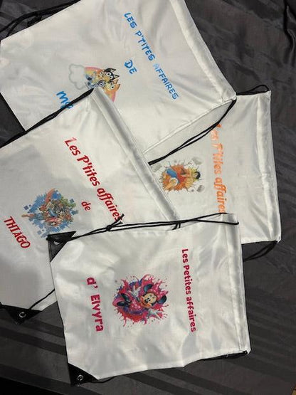 Sac à dos à cordons personnalisé enfant – Les petites affaires de…
