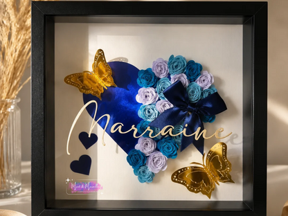 Cadre floral personnalisé – Cœur fleuri & prénom